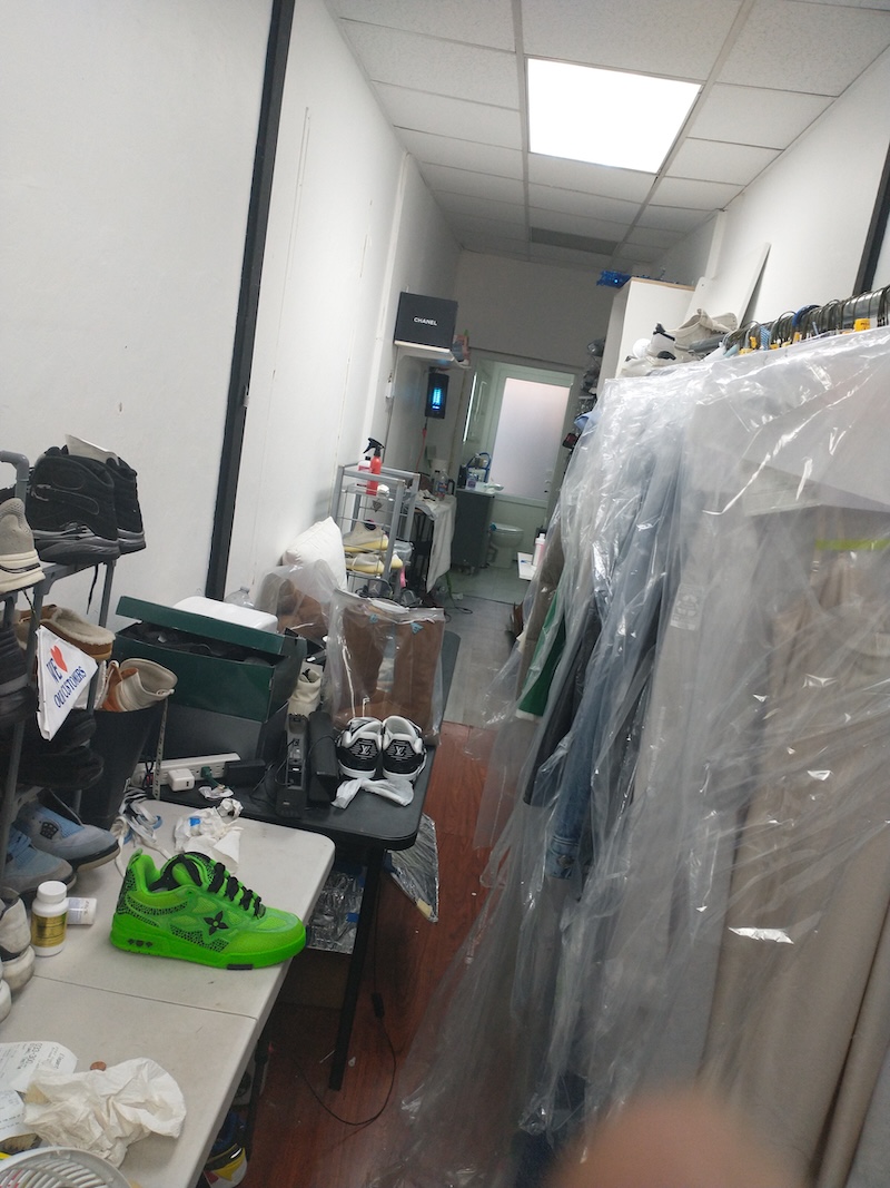 Dry Cleaning Drop Store for Sale in New York